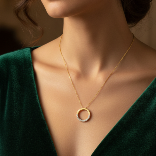 Eterna Halo Necklace