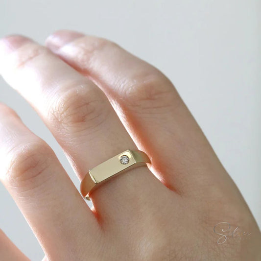 Rectangle Signet Ring - Baza Boutique