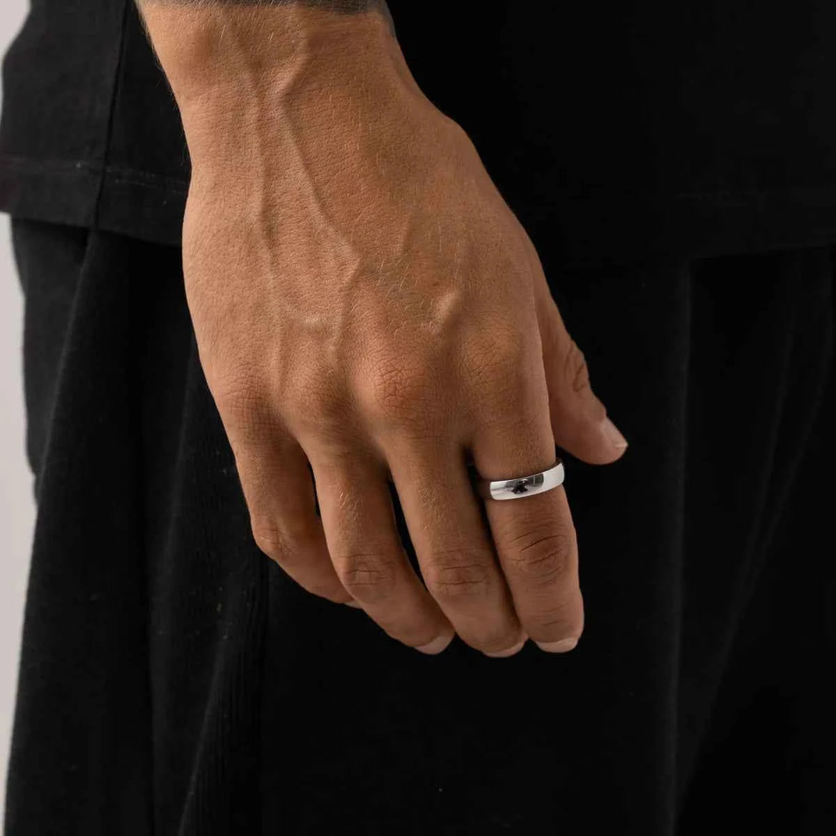 Round Band Ring