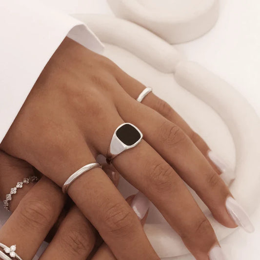 Nyx Ring - Baza Boutique