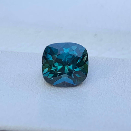 1.76 Cts Natural Peacock Teal Sapphire - (UH) - Baza Boutique