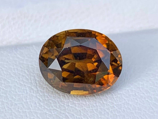 5.06 Cts Gorgeous Lemon Brown Chrysoberyl - (UH) - Baza Boutique