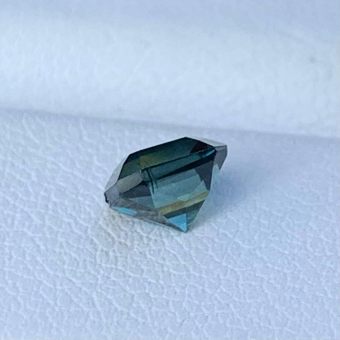 1.16 Cts Natural Peacock Teal Sapphire - (UH)