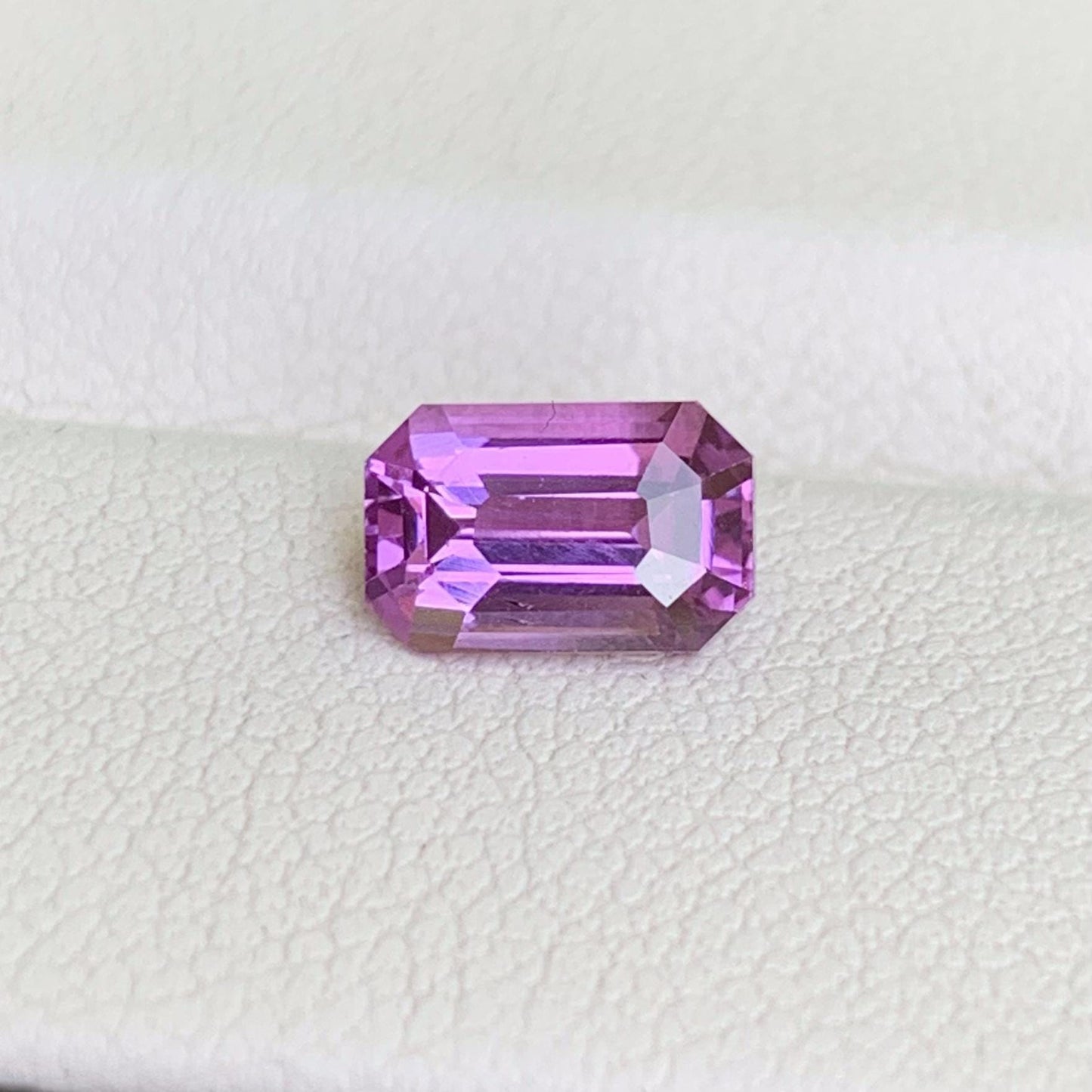 Pink Sapphire 1.34ct (UH)