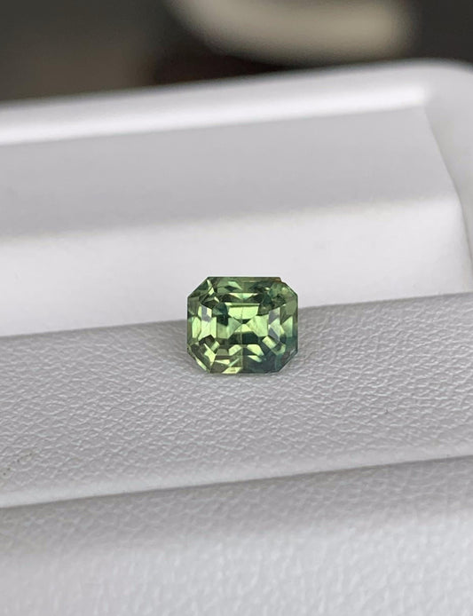 Teal Sapphire 1.34ct (UH) - Baza Boutique
