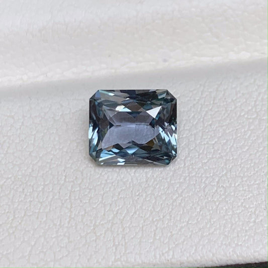 Ocean Teal Sapphire 1.60ct (N) - Baza Boutique