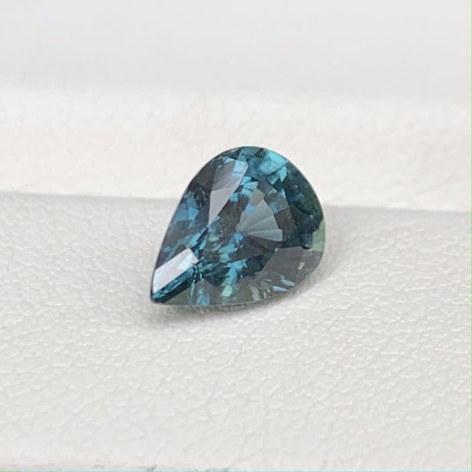 Teal Sapphire 1.72ct (H) - Baza Boutique