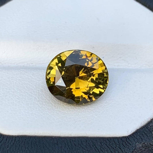 Rare Natural Alexandrite 8.71ct - (UH) - Baza Boutique