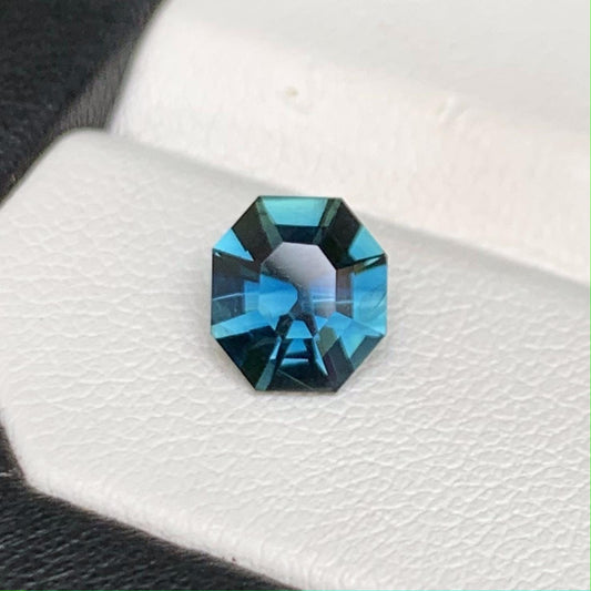 Natural Teal Sapphire 1.45ct - (UH) - Baza Boutique