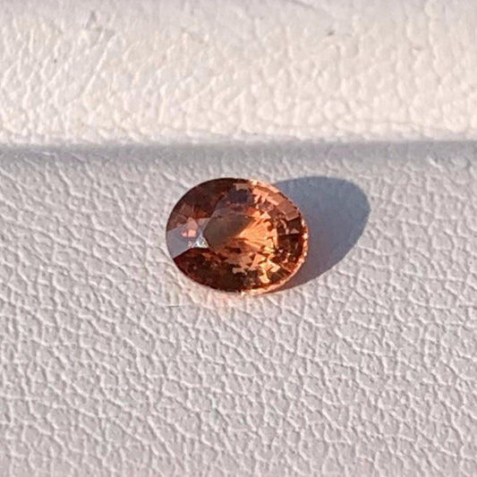 Natural Padparadscha Orange Sapphire 0.60ct (UH) - Baza Boutique