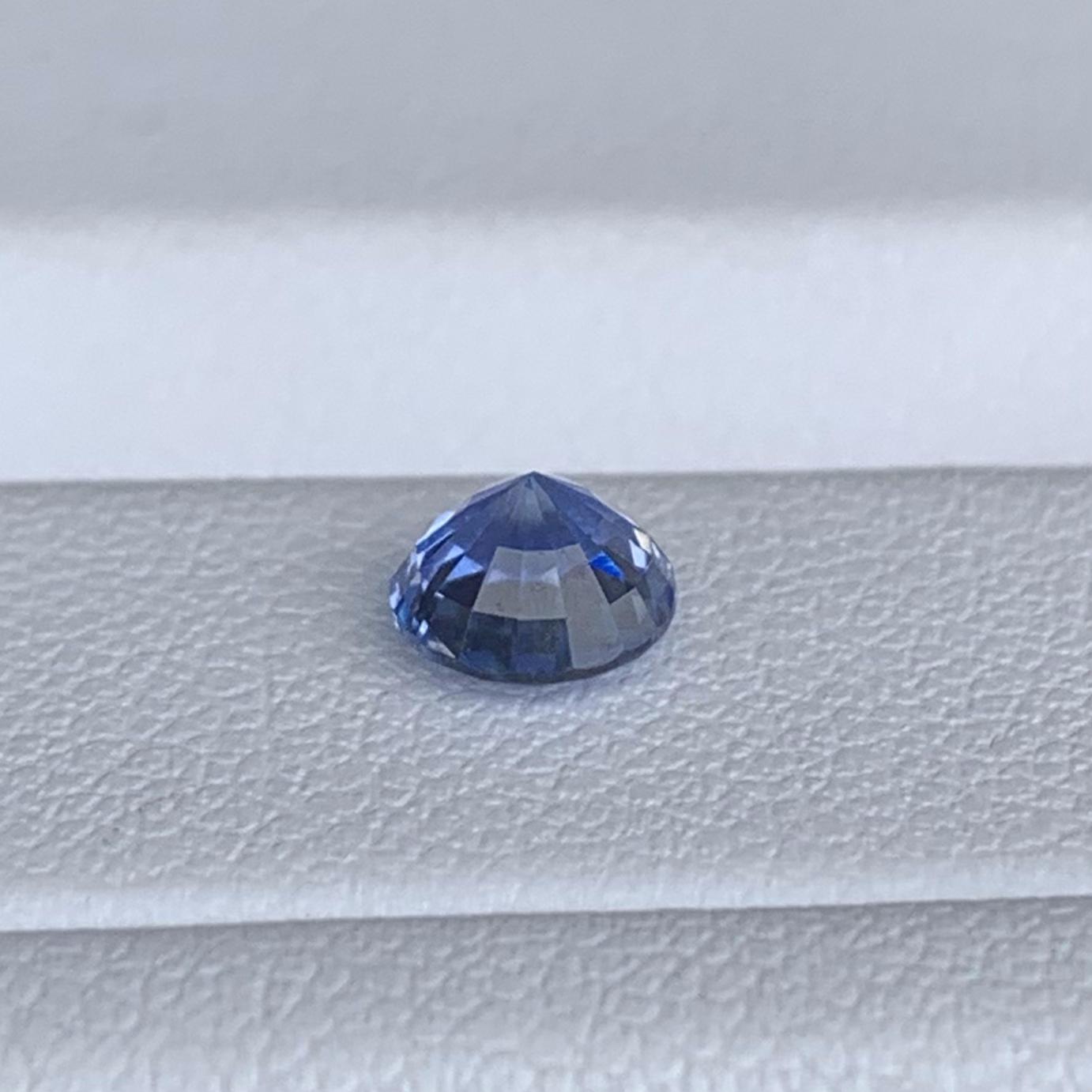 Round Cut Blue Sapphire 0.94ct (H) - Baza Boutique