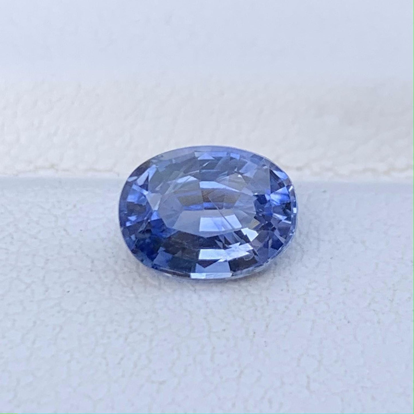 Light Blue Sapphire 1.57ct - (UH)