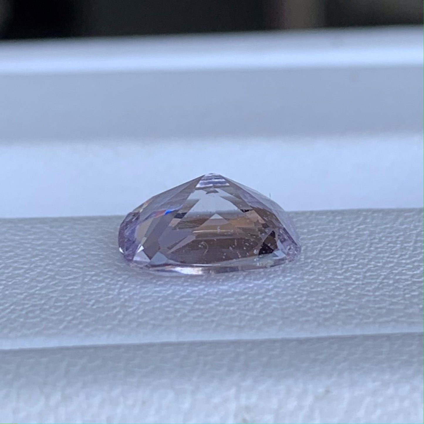 Lavender Sapphire 2.42ct - (UH) - Baza Boutique