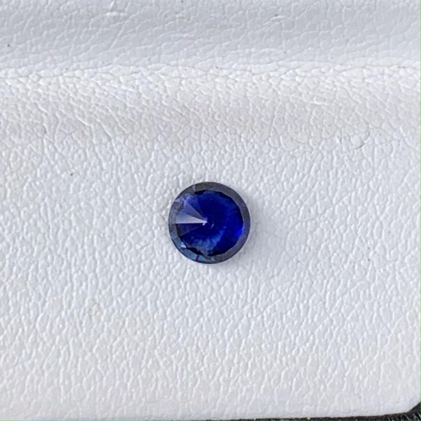 Oval Cut Royal Blue Sapphire 0.48ct (H) - Baza Boutique