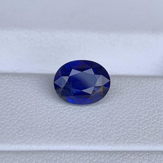 Ceylon Royal Blue Sapphire 1.57ct - (H) - Baza Boutique