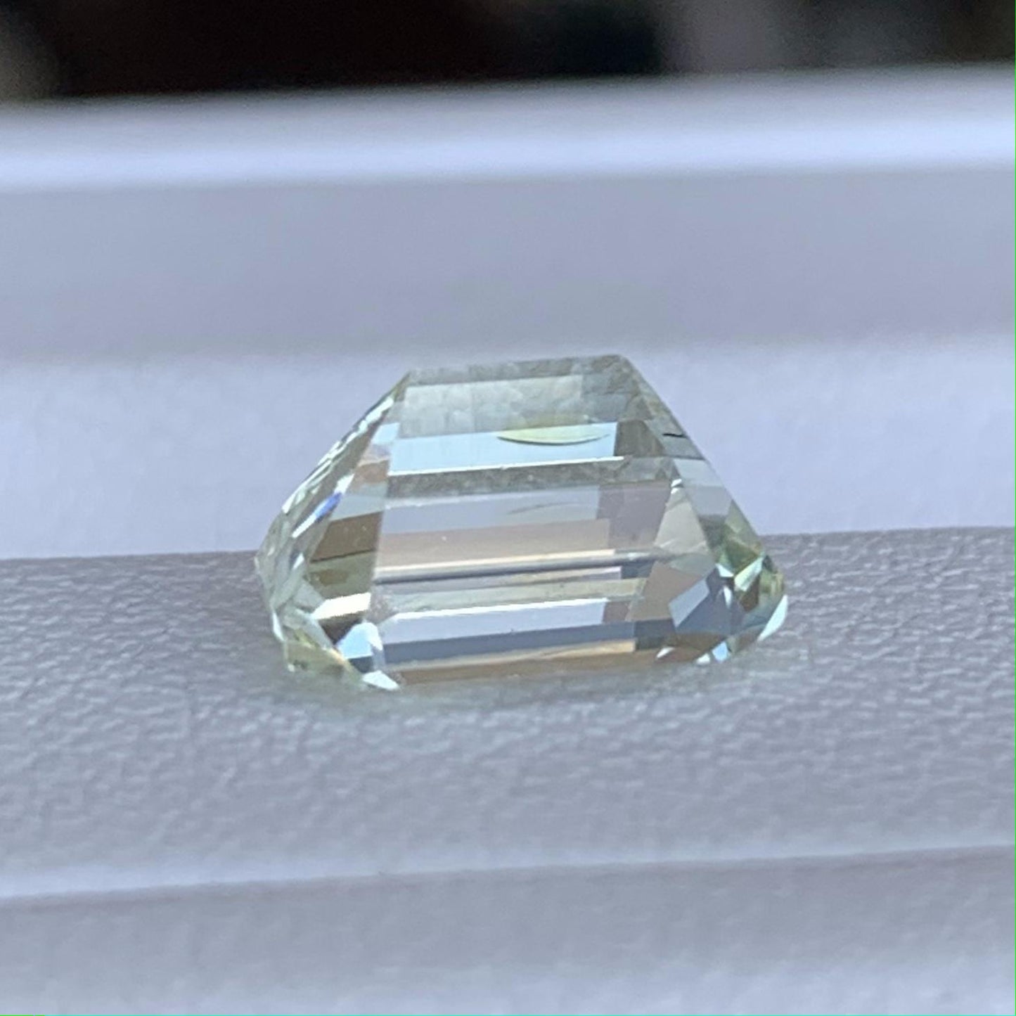 Natural Chrysoberyl 2.62ct - (UH) - Baza Boutique