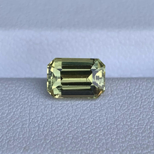 Natural Chrysoberyl 1.50ct - (H) - Baza Boutique