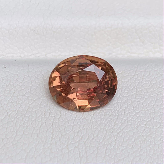 Natural Oval Cut Padparadscha Sapphire 2.07ct – (UH)