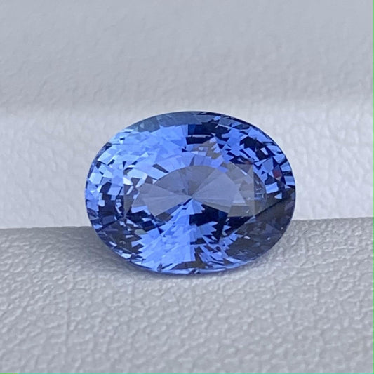 Natural Oval Cut Cornflower Blue Sapphire 3.10ct - (UH)