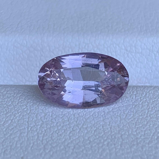 Natural Lavender Sapphire 2.86Cts - (UH)