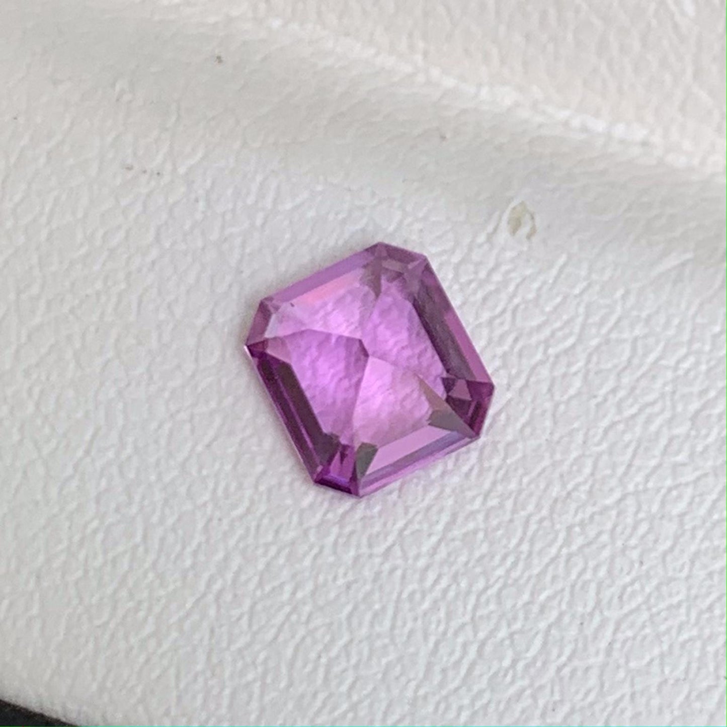 Natural Pink Sapphire 1.10ct - (H)