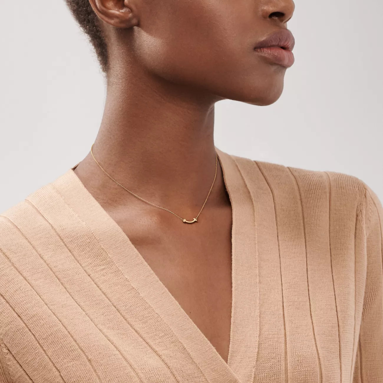 Mini Smile Pendant Necklace - Baza Boutique