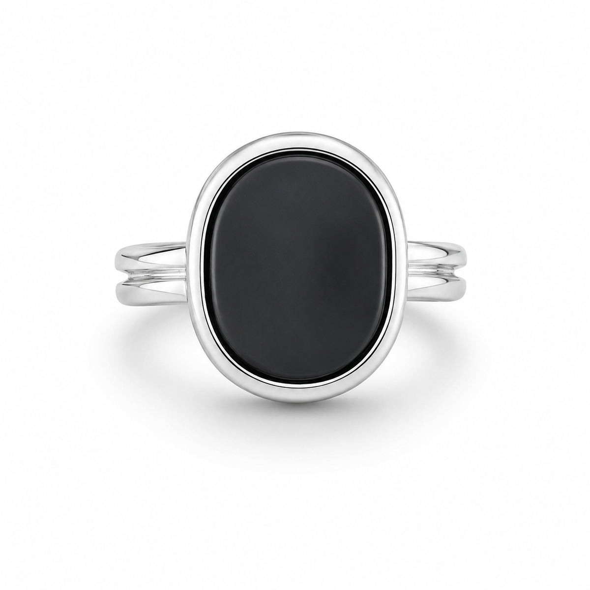 Onyx Oval Ring - 925 Silver