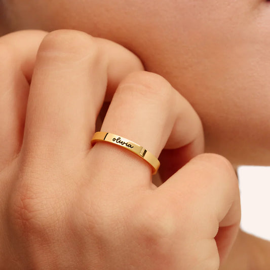 Fine Script Name Ring