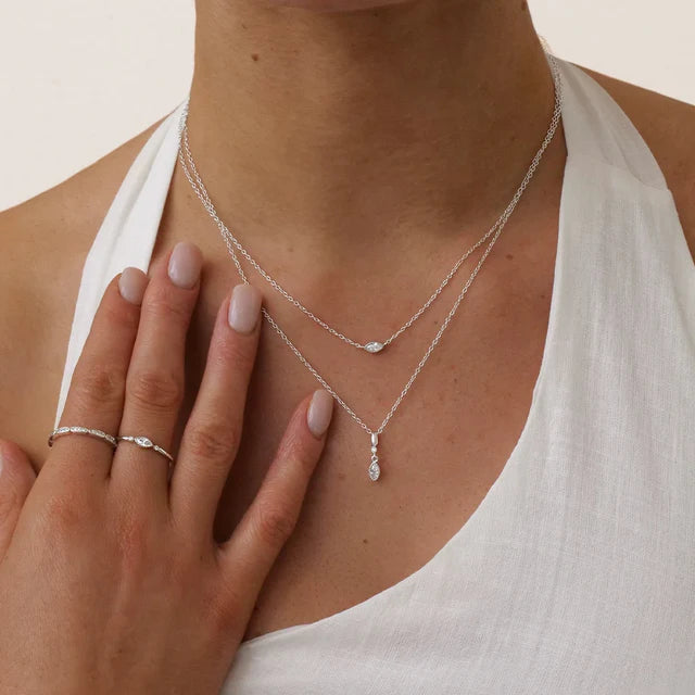 Radiance Drop Necklace - Baza Boutique