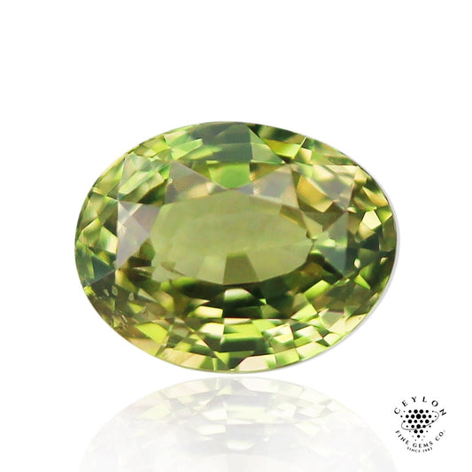 Unheated Chrysoberyl , Chrystoberyl 2.84 Carats , Color Change Alex , Natural Chrysoberyl Gemstones , Natural Gemstones for Jewelery making - Baza Boutique 