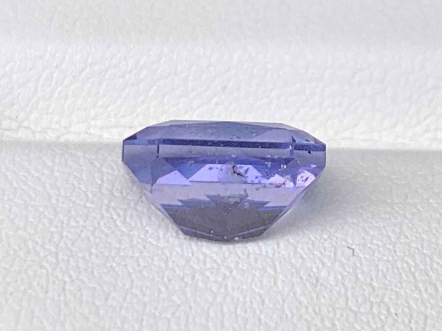 Purple Sapphire 3.43 Carats - (UH)
