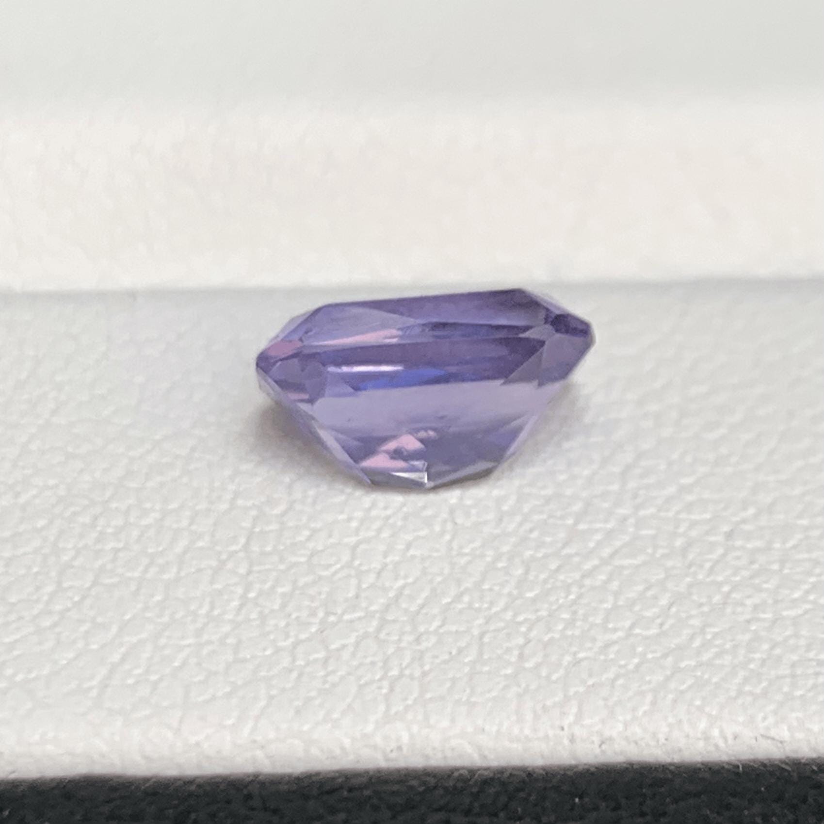 Violet Sapphire 2.20ct (UH) - Baza Boutique