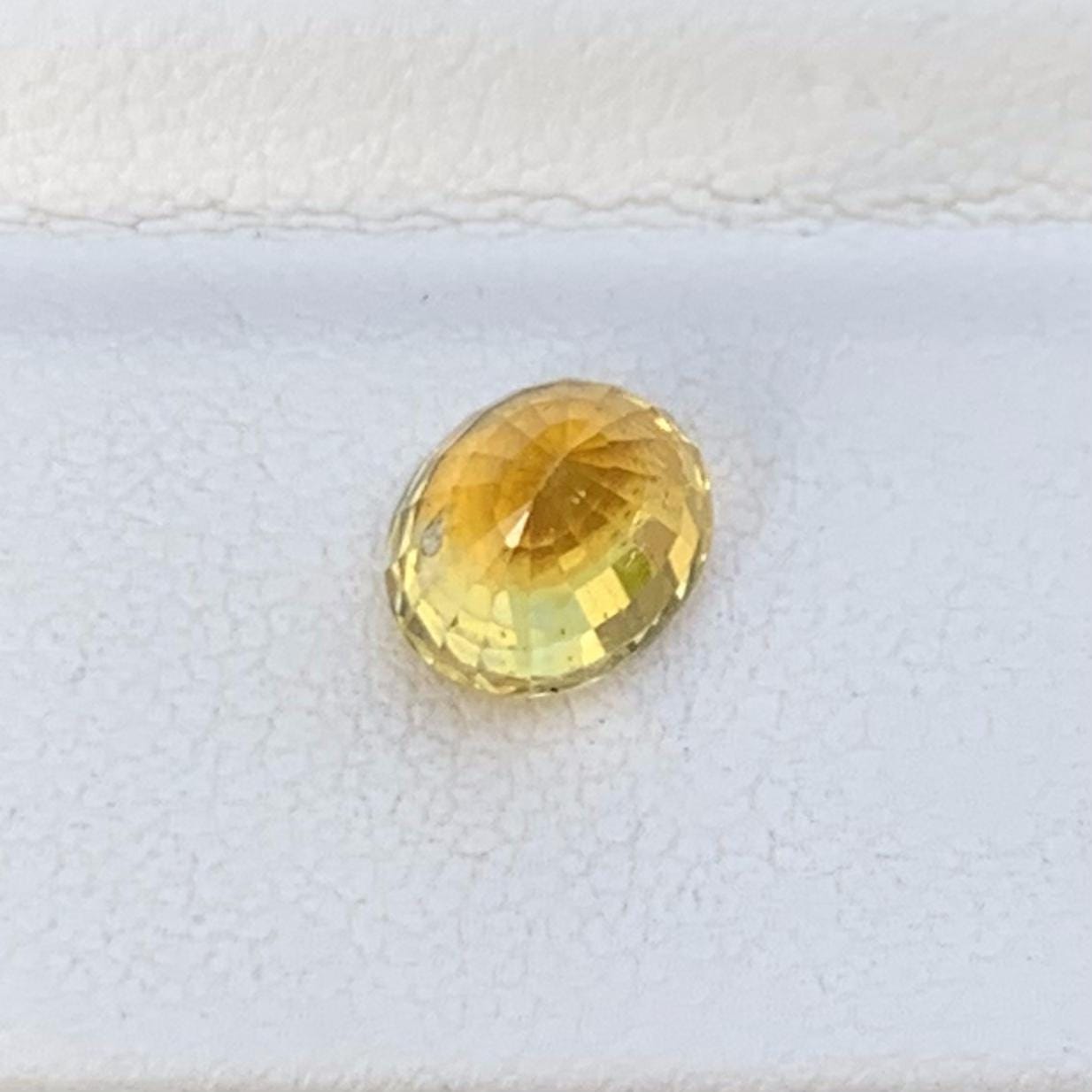 Yellow Sapphire 2.08ct (H) - Baza Boutique
