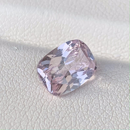 Peach Sapphire 2.20ct (H)