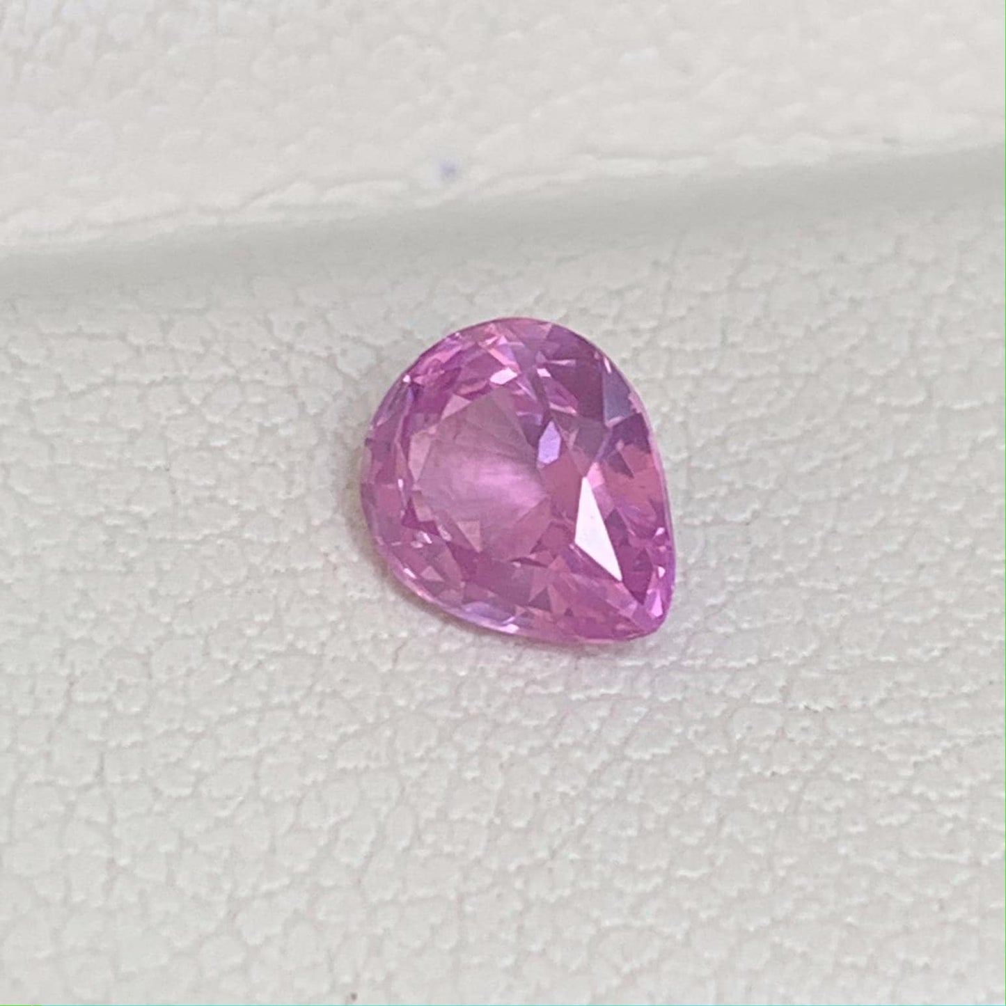 Bubblegum Pink Sapphire 0.98ct (UH)