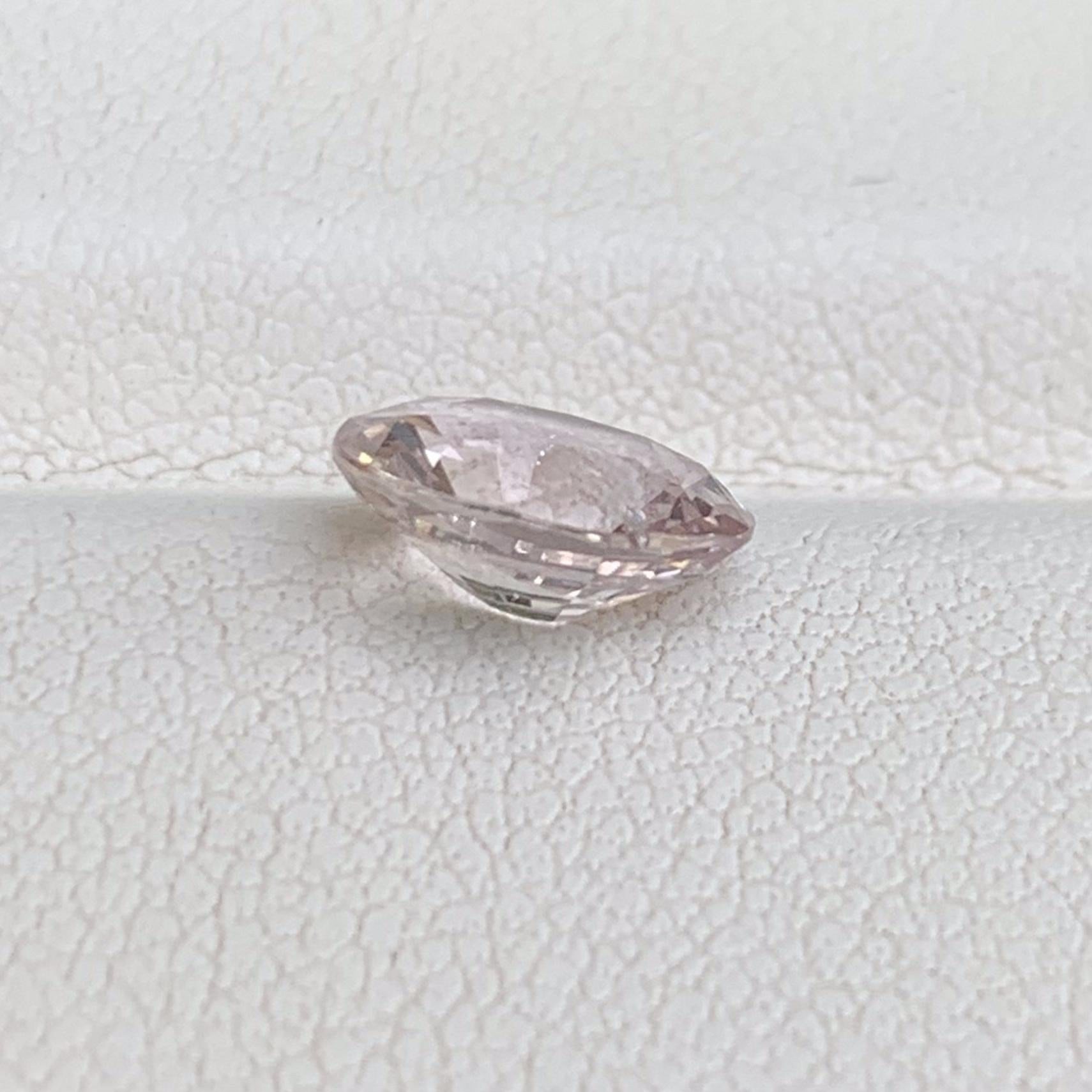 Peach Sapphire 1.85ct (UH) - Baza Boutique