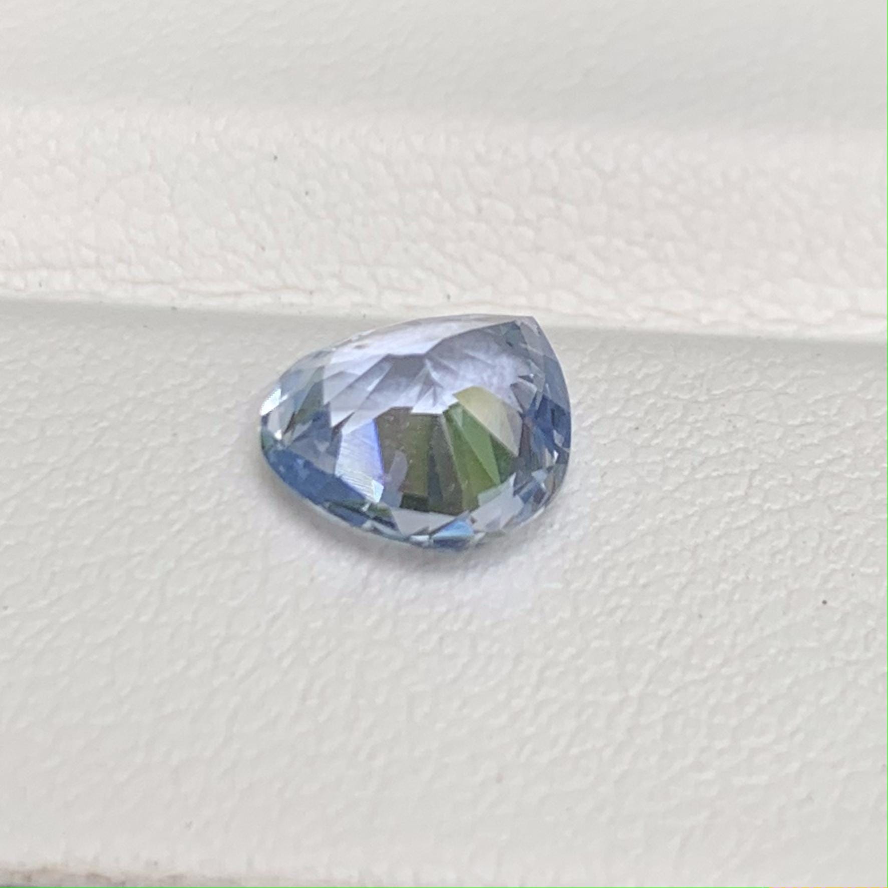 Lavender Sapphire 1.76ct (UH) - Baza Boutique