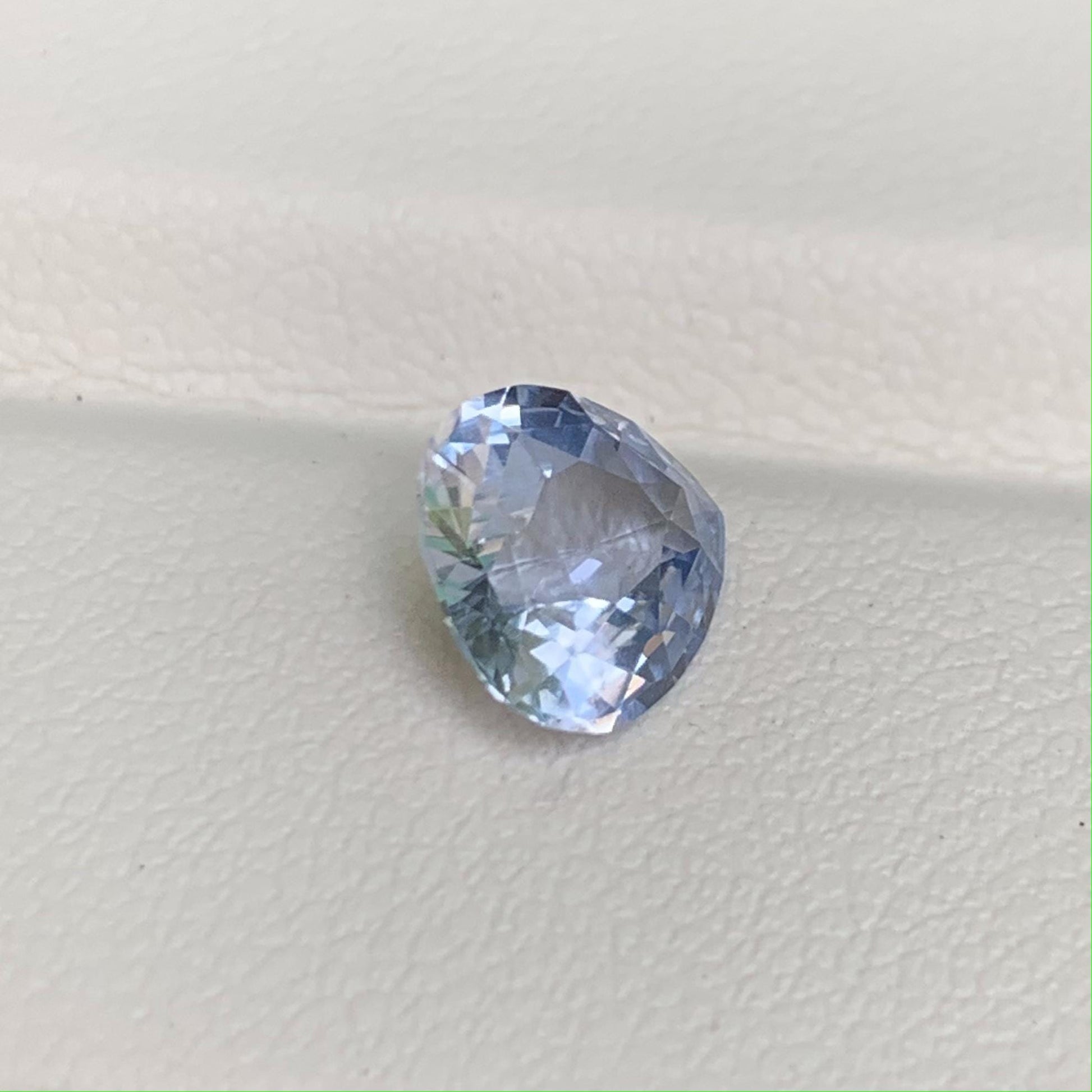 Lavender Sapphire 1.76ct (UH) - Baza Boutique