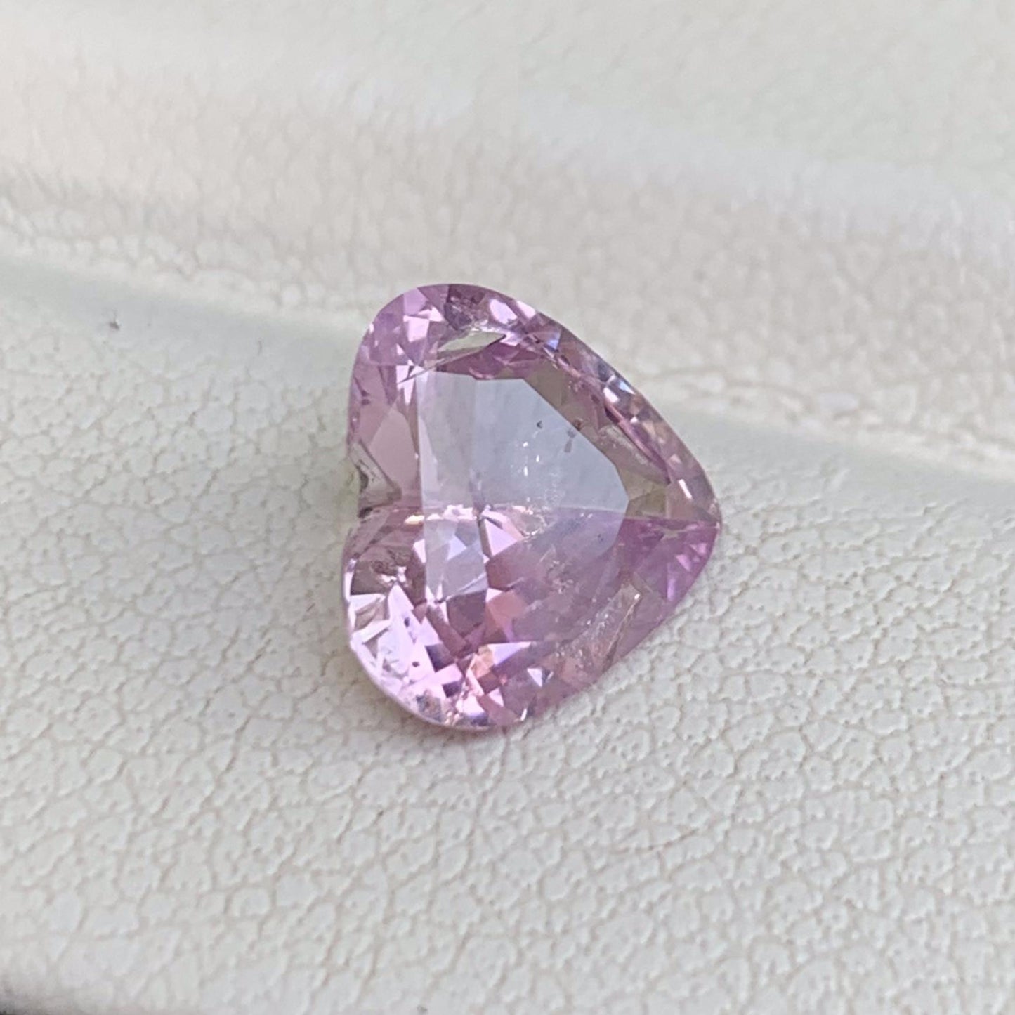 Pink Sapphire 2.32ct (UH) - Baza Boutique
