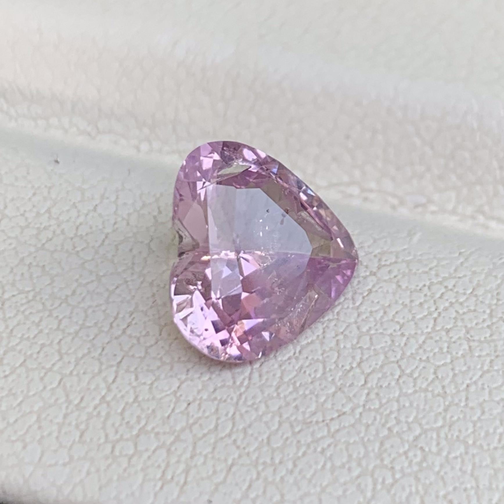 Pink Sapphire 2.32ct (UH) - Baza Boutique