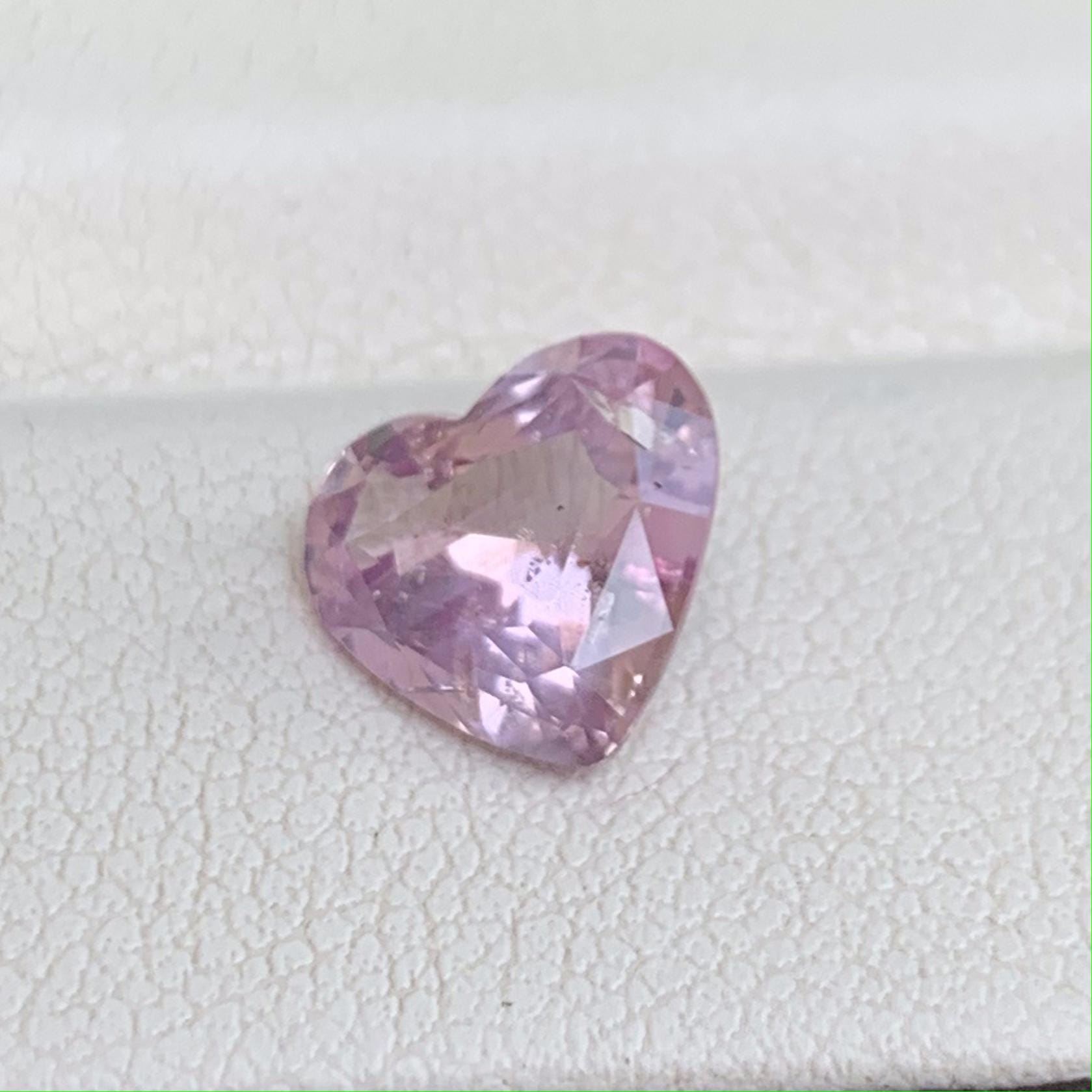 Pink Sapphire 2.32ct (UH) - Baza Boutique