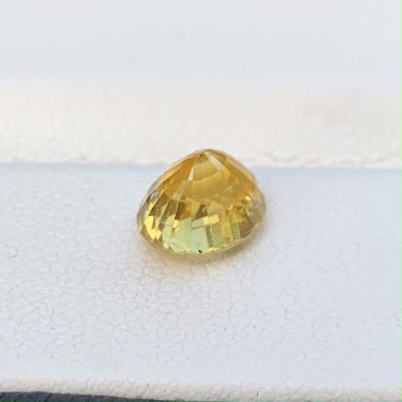Yellow Sapphire 2.08ct (H) - Baza Boutique