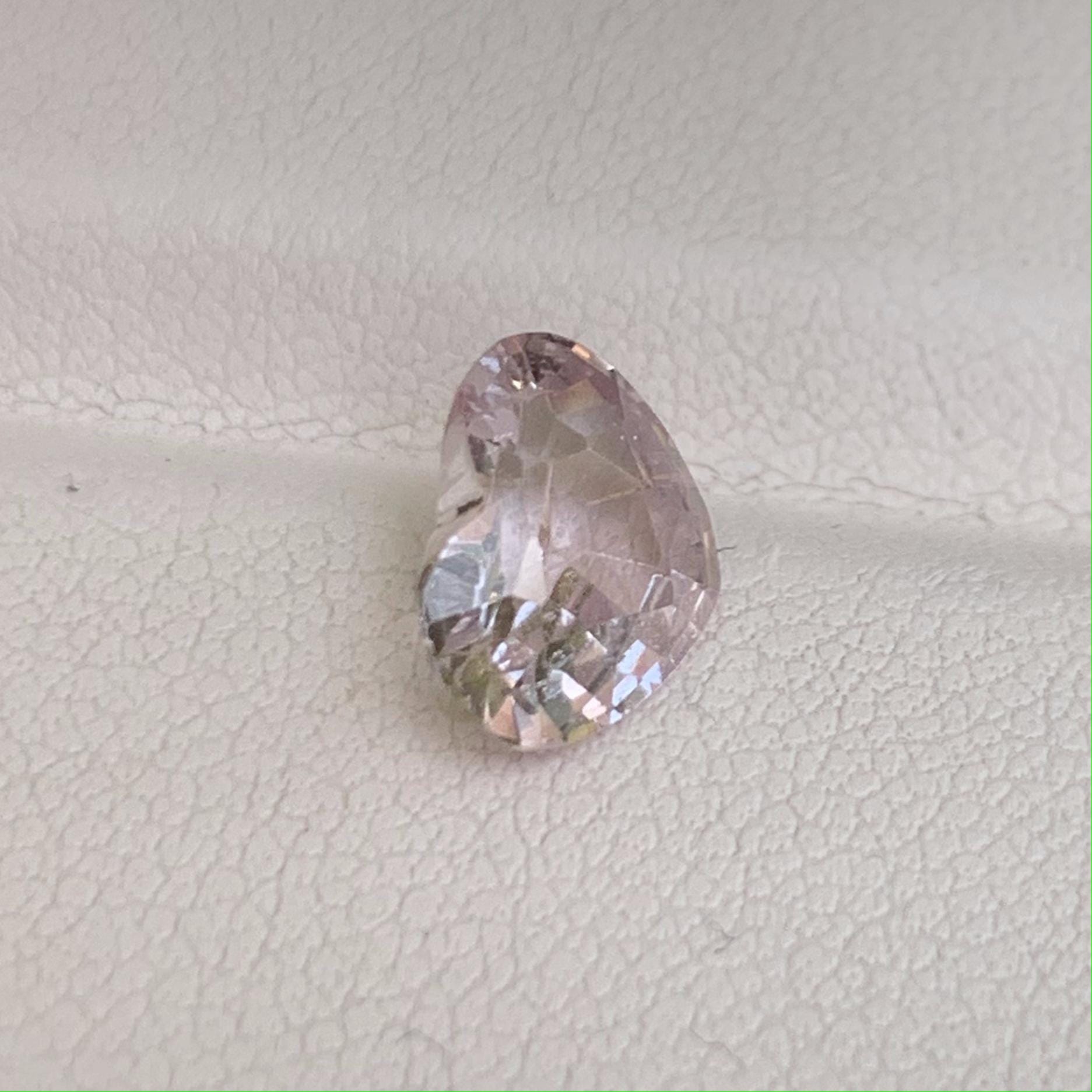 Peach Sapphire 2.38ct (UH) - Baza Boutique