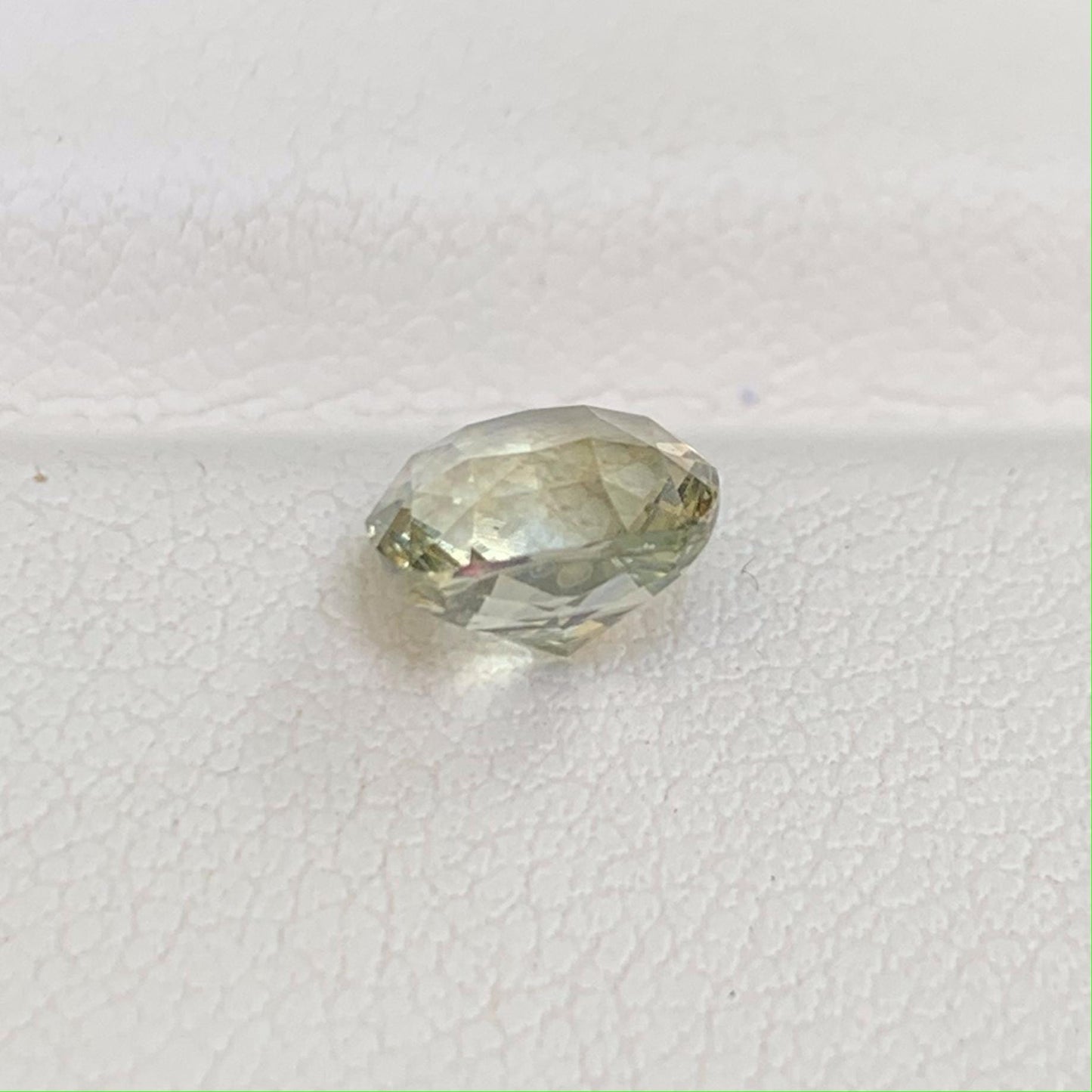 Mint Bi Color Sapphire 1.88ct - (UH) - Baza Boutique