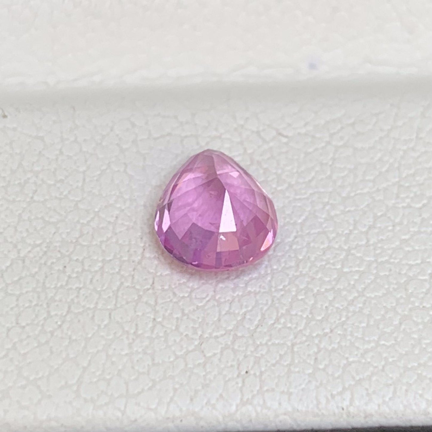 Bubblegum Pink Sapphire 0.98ct (UH)
