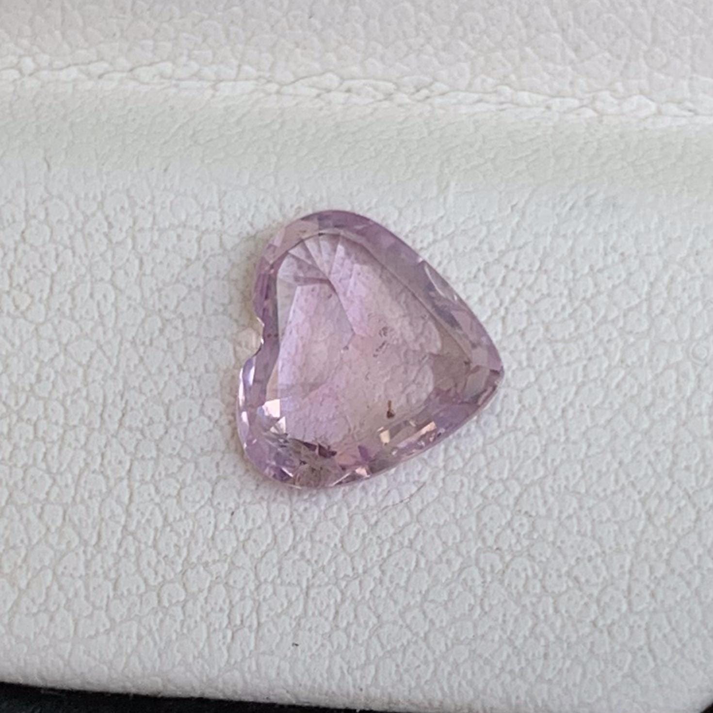 Pink Sapphire 2.32ct (UH) - Baza Boutique