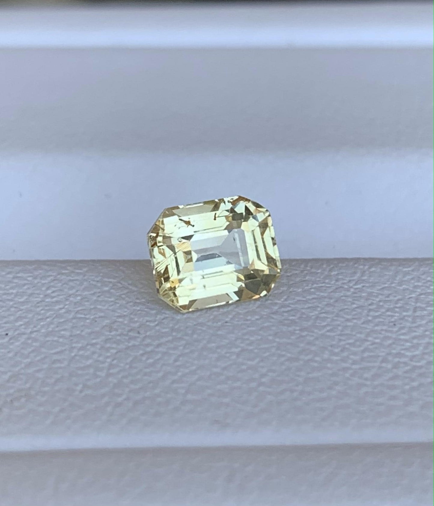 Yellow Sapphire 1.27ct (UH) - Baza Boutique