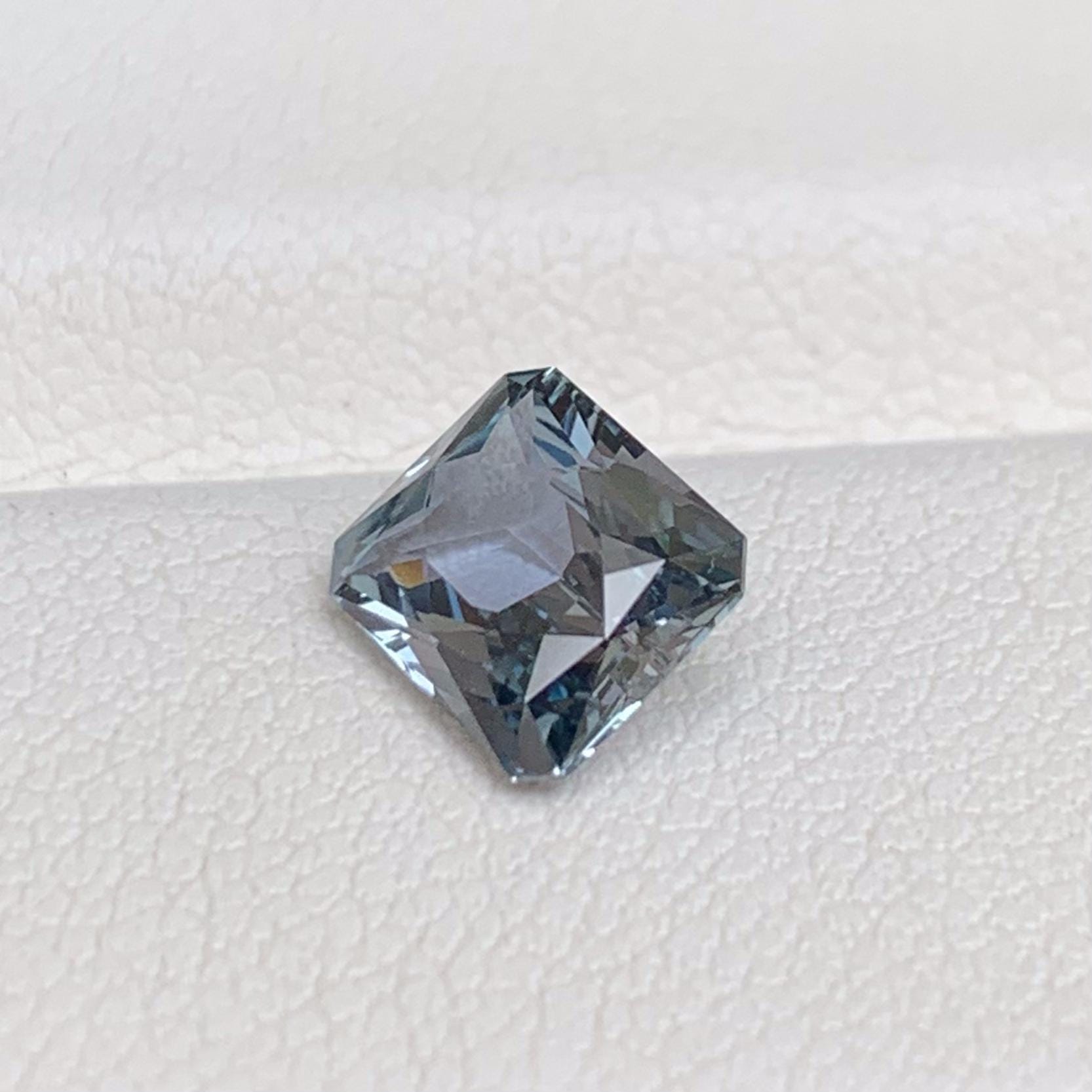Ocean Teal Sapphire 1.60ct (N) - Baza Boutique