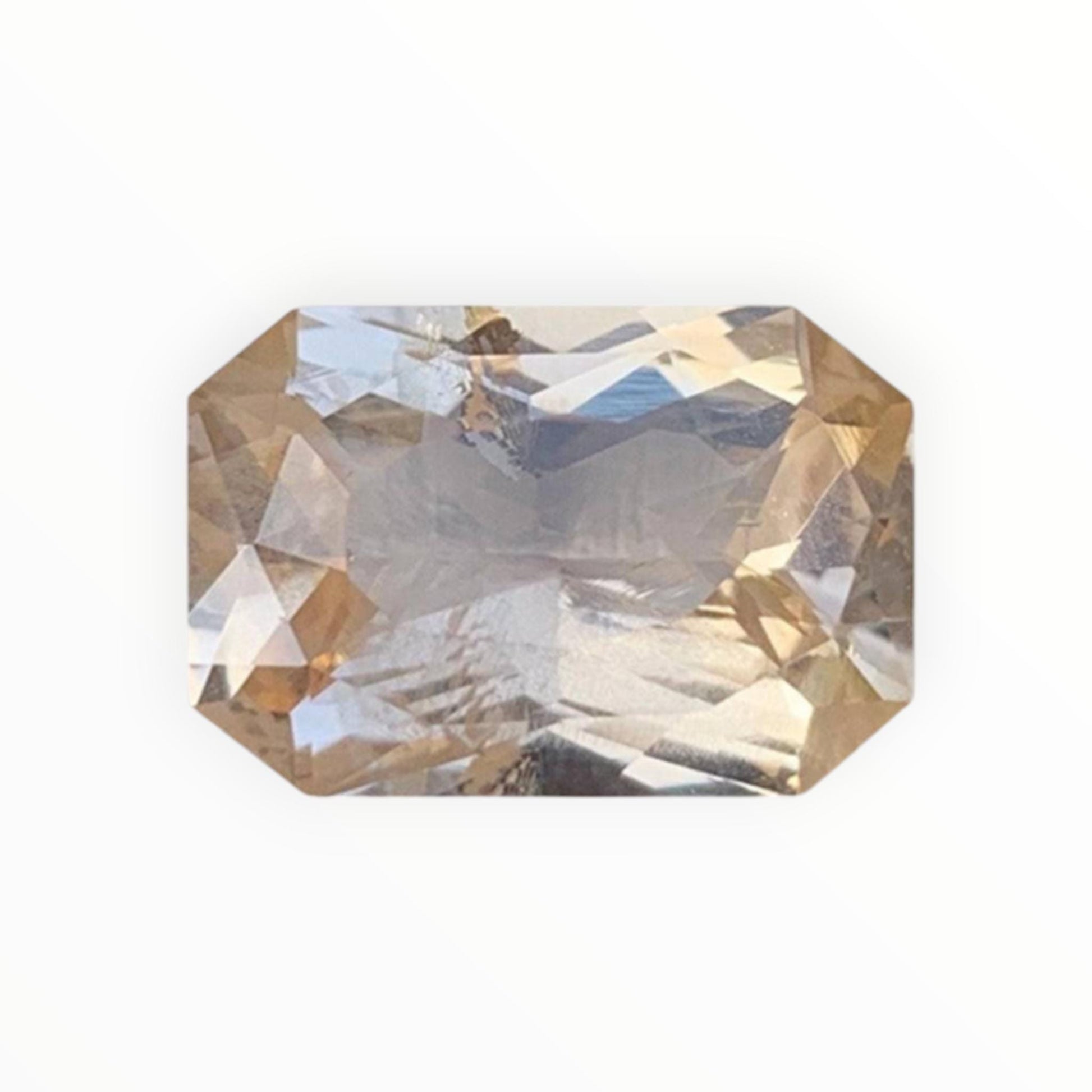Golden Peach Sapphire 5.96ct - (UH) - Baza Boutique