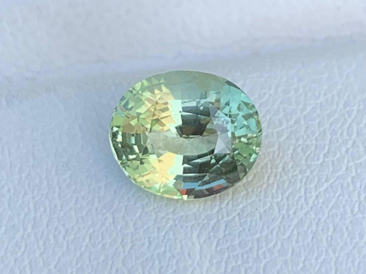 Natural Certified Vanadium Chrysoberyl 2.21ct- (UH) - Baza Boutique